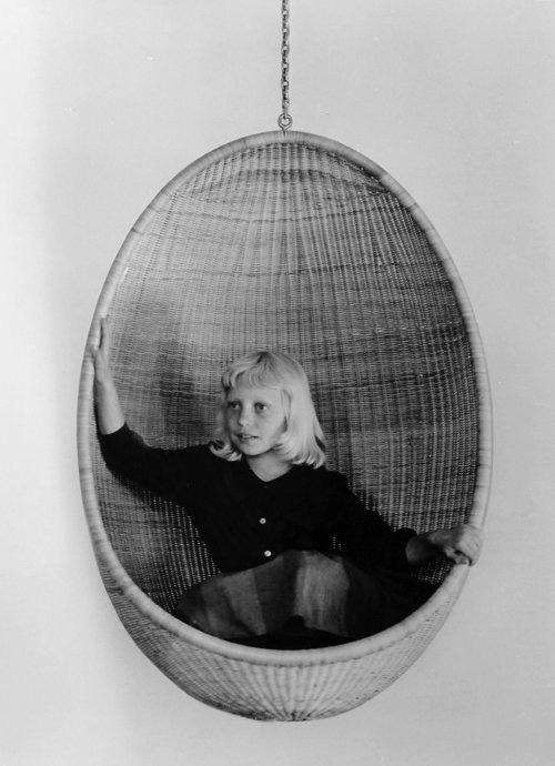 fauteuil-oeuf-fron-Nanna-Ditzel-1957