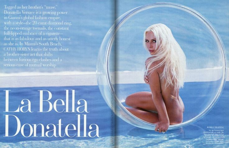 Histoire des chaises à bulles-Vanity Fair- Donatella Versace