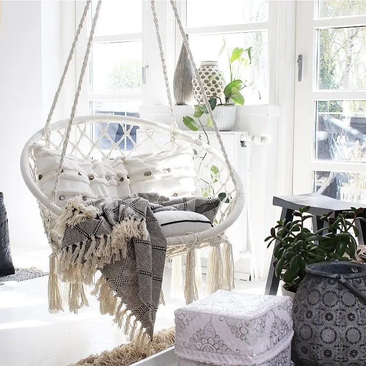charme bohème- chaise balançoire en macramé fait main