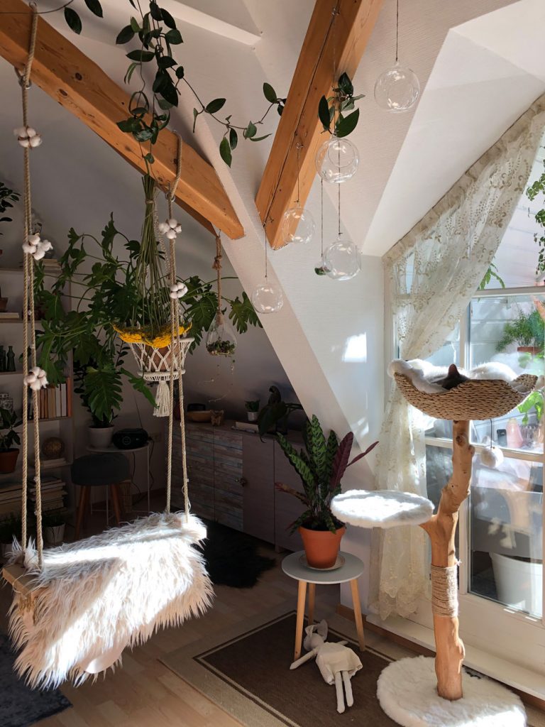 indoor-diy-swing-and-the-cats-tree-kristinas-home-tour-submission