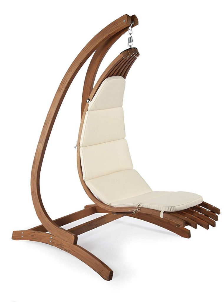 bois-chaise suspendue-salon-beauté-courbe-extérieur-intérieur